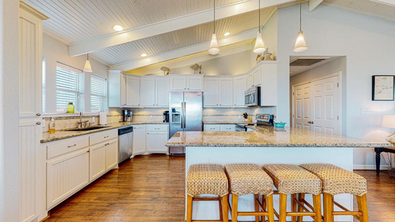 Serenity By The Sea Crystal Beach Exterior foto