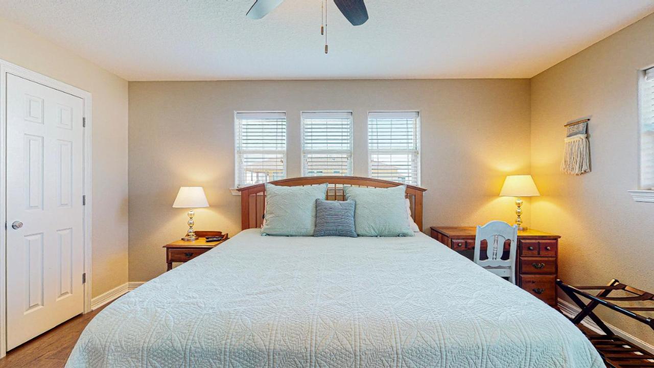 Serenity By The Sea Crystal Beach Exterior foto